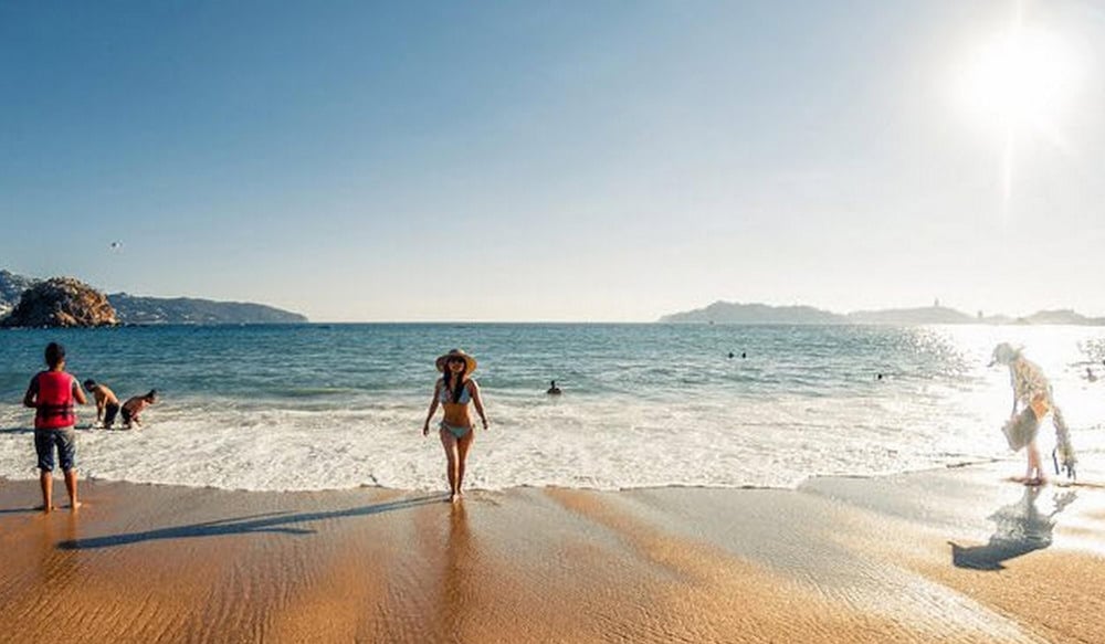 Acapulco Malibu 23/49