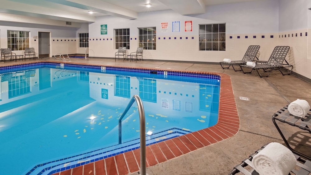 Best Western Crater Lake Highway White City/Medford 24/50