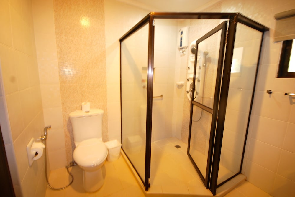 White House Beach Resort 33/34
