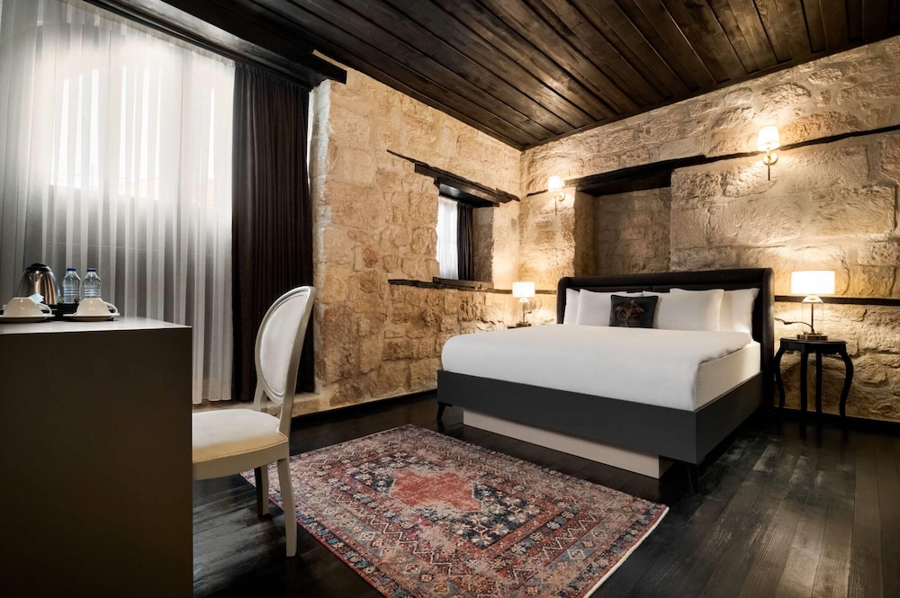 Wyndham Tarsus St.Paul 23/61