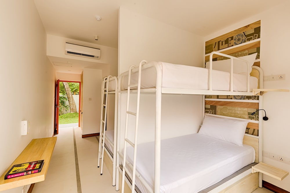 Hotel J Unawatuna 34/62