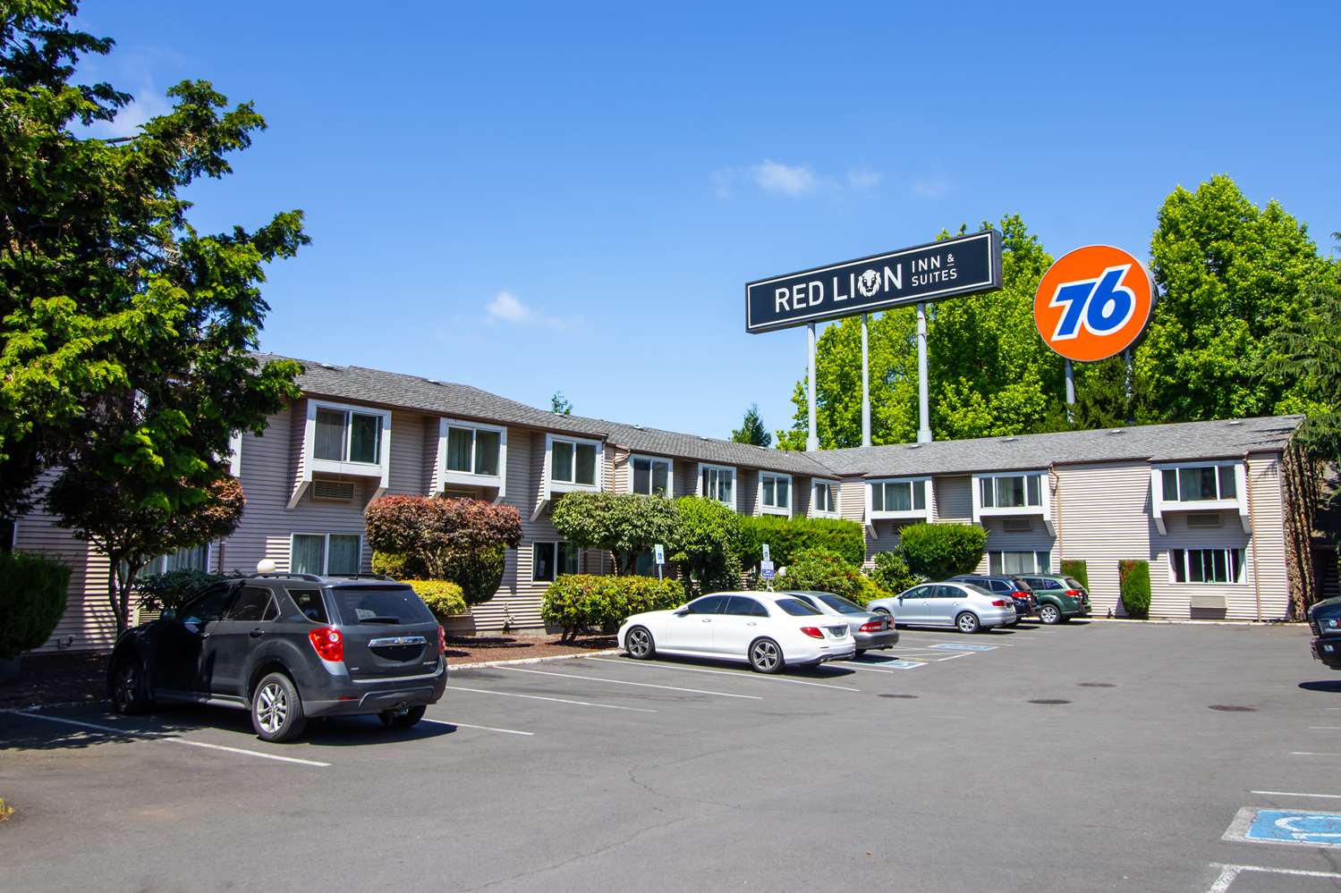 Red Lion Inn Suites Vancouver 45/53