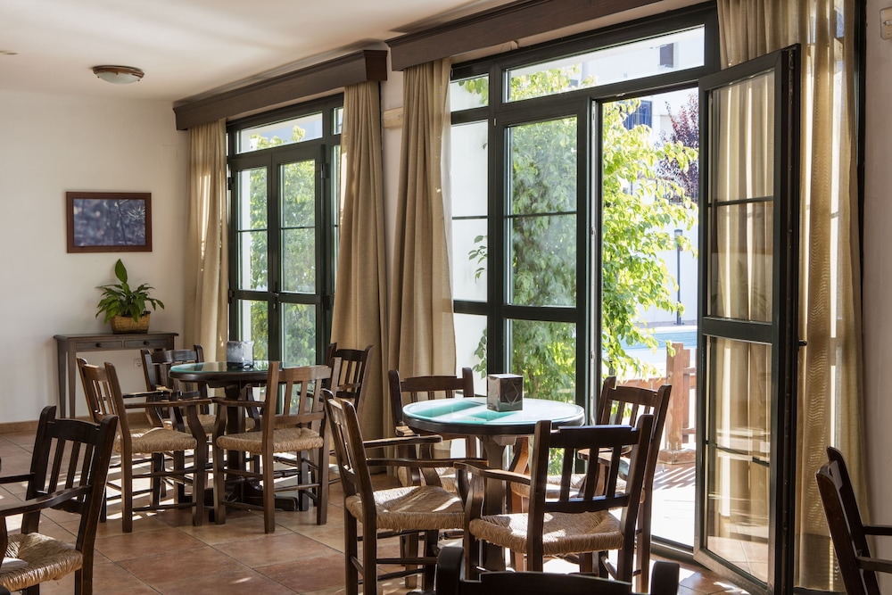 Tugasa Hotel Sierra Y Cal 45/56