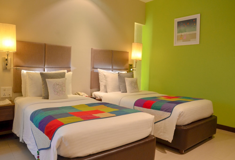 Grand Mercure Vadodara Surya Palace 24/35