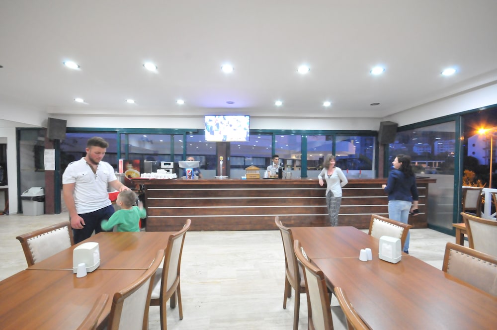 Class Beach Otel 32/50