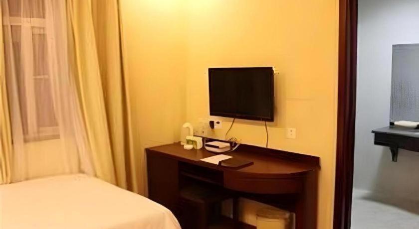GreenTree Inn Tangshan Yuhua Road 38/50