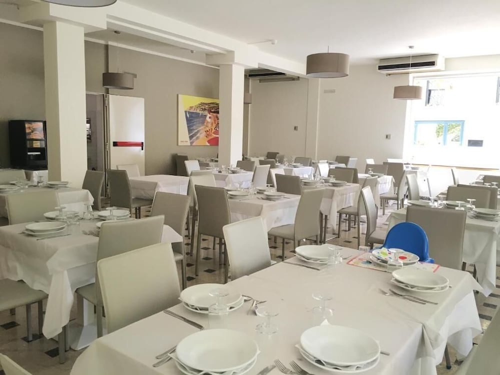 Hotel Lux 34/41