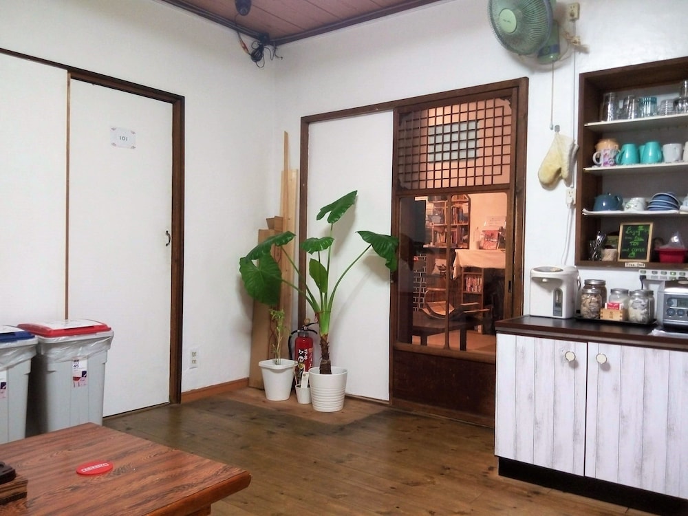 Peace House Showa 30/41