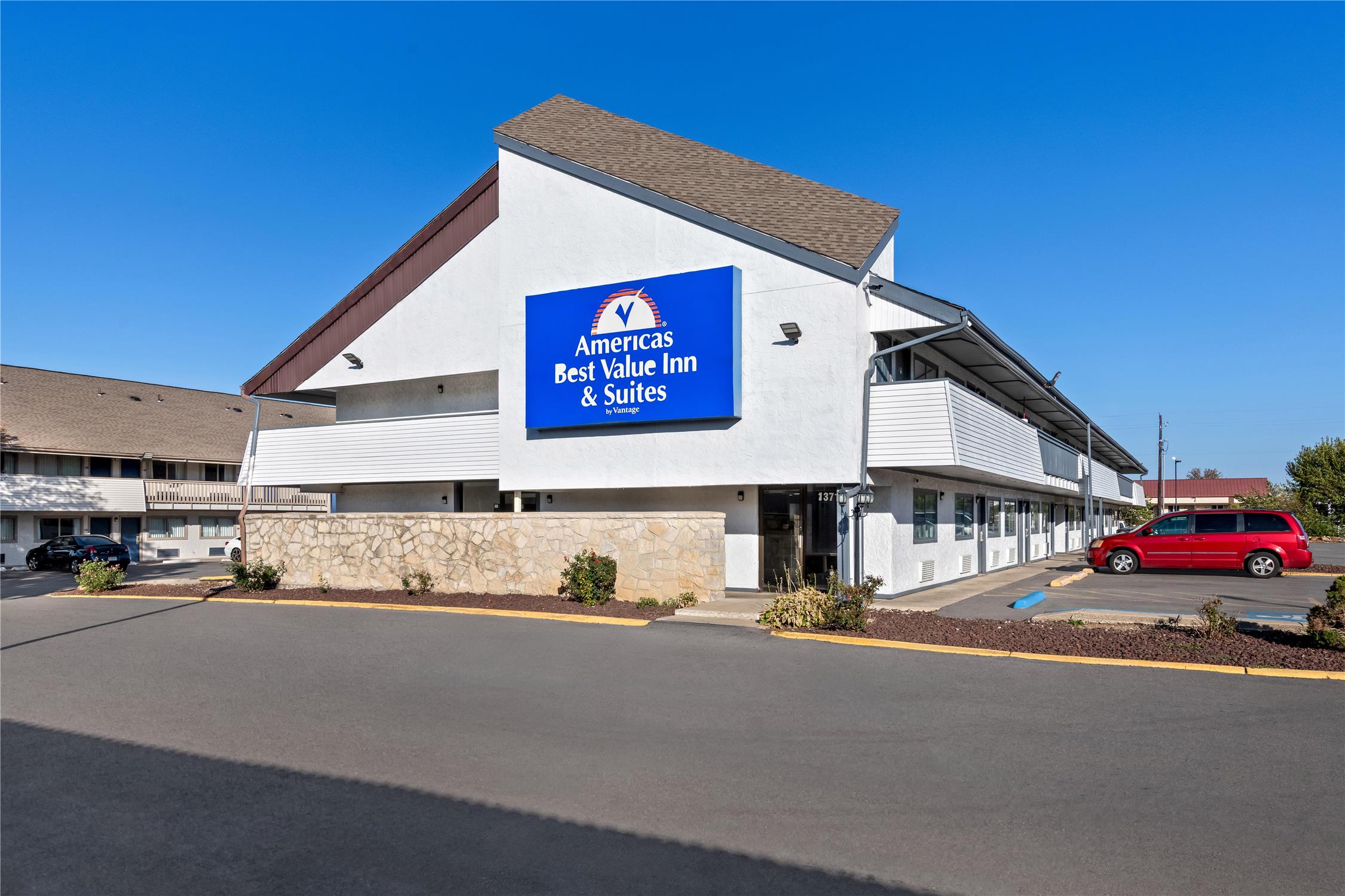 Americas Best Value Inn Kansas City E Independence 5/28