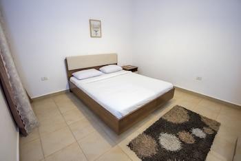 Room, Single, Single Bed, Shared Bathroom