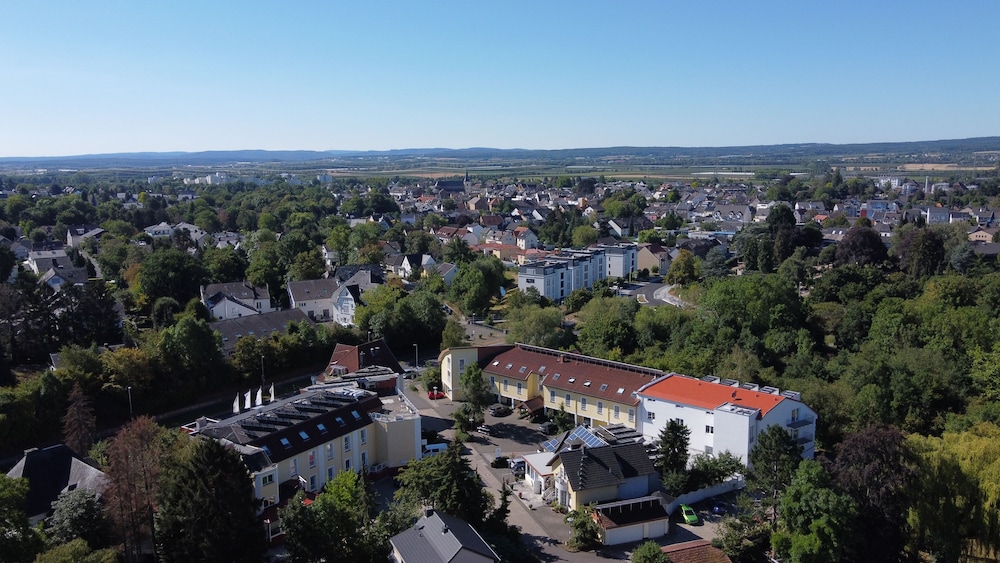 City Hotel Meckenheim 38/40