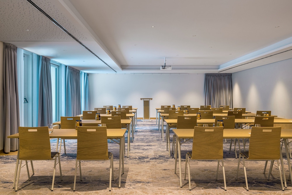 Caro & Selig, Tegernsee, Autograph Collection 41/50