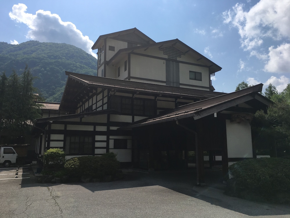 Okuhida Onsen Matsunoi (ex Hina no Yakata Matsunoi) 3/50
