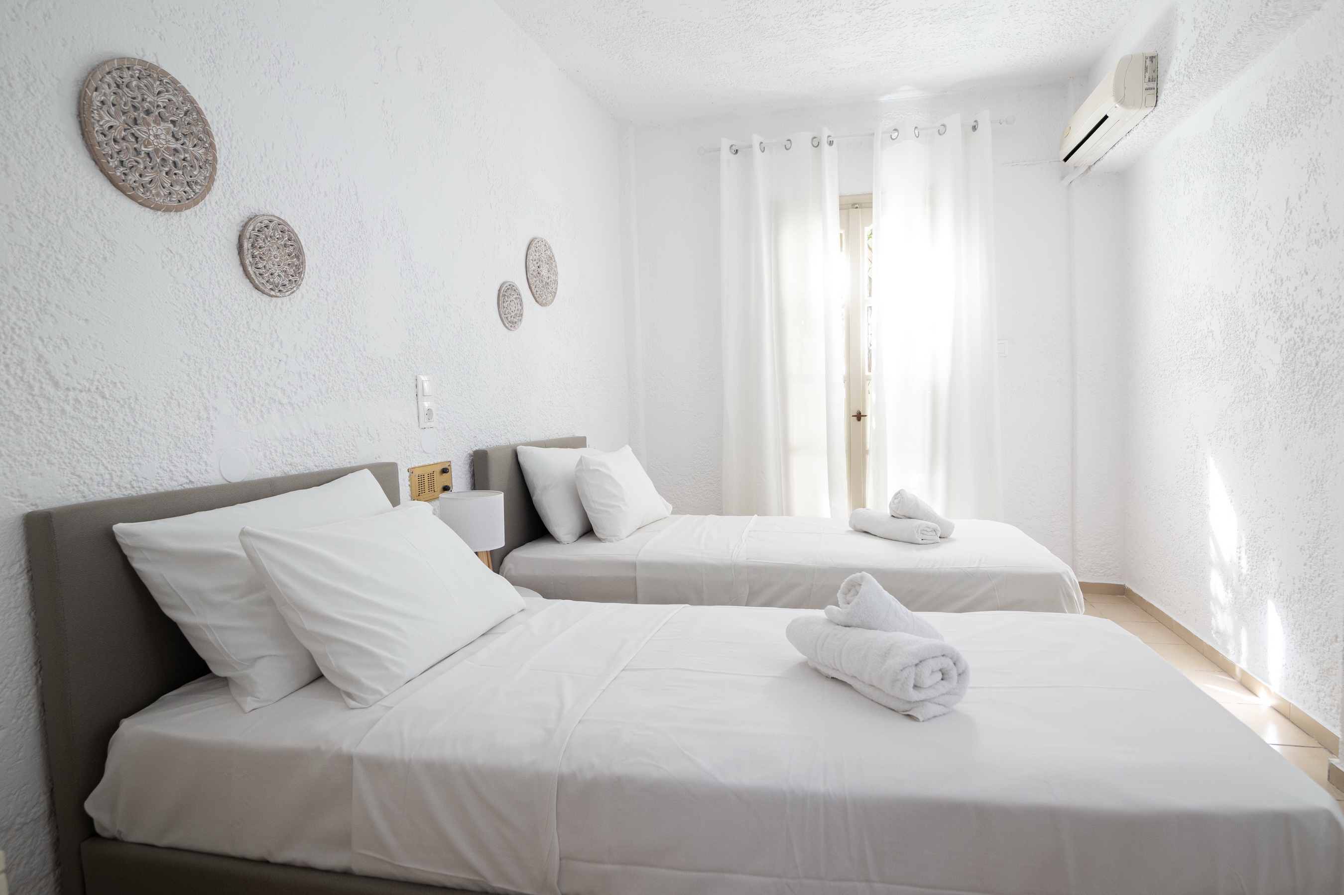 Hesperia Apartments 23/70
