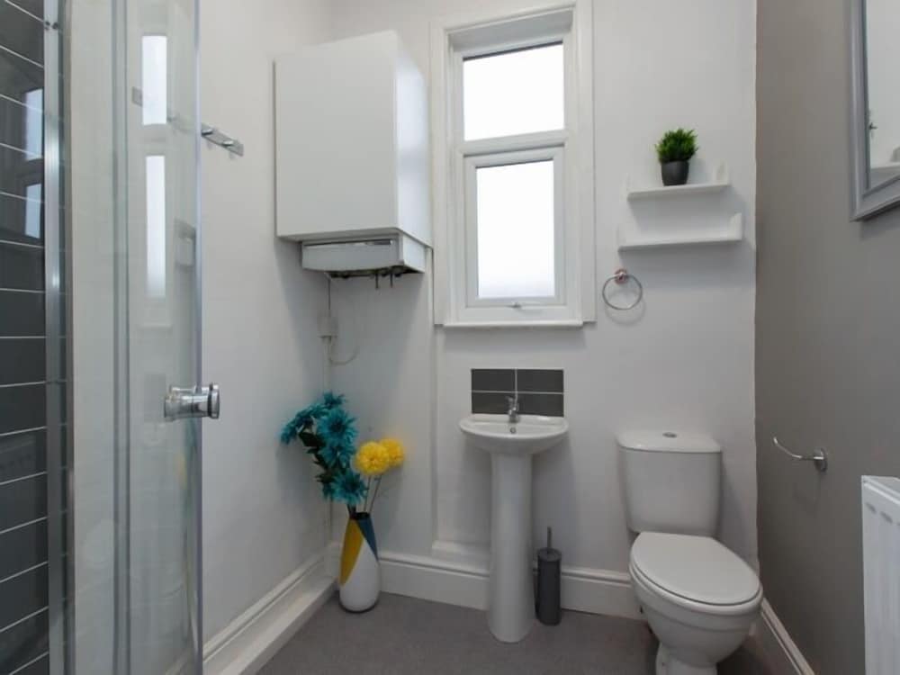 Townhouse @166 Ruskin Rd 23/32