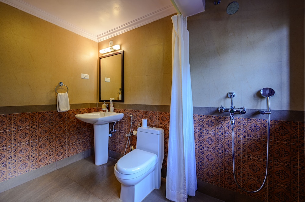 Neemrana's Three Waters - 20th century, Betul, South Goa 38/39