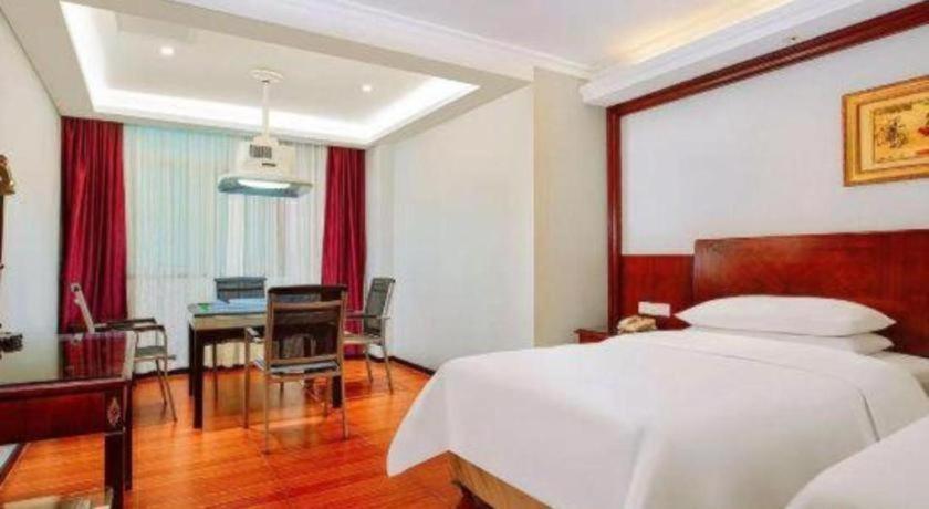 Viennahotel Dongguan Fenggang Yongsheng Street 24/50