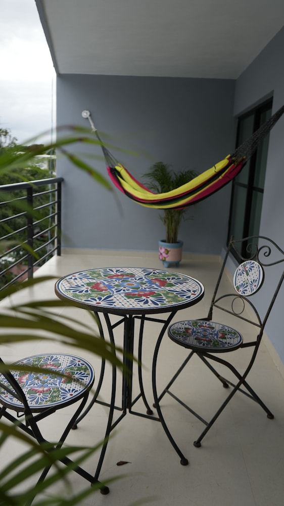 MARAZUL HOTEL BOUTIQUE 50/54