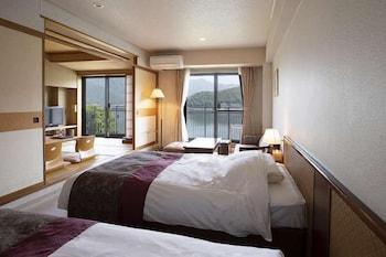 Japanese Western, 4 Futon Beds, Lake View, East Wing