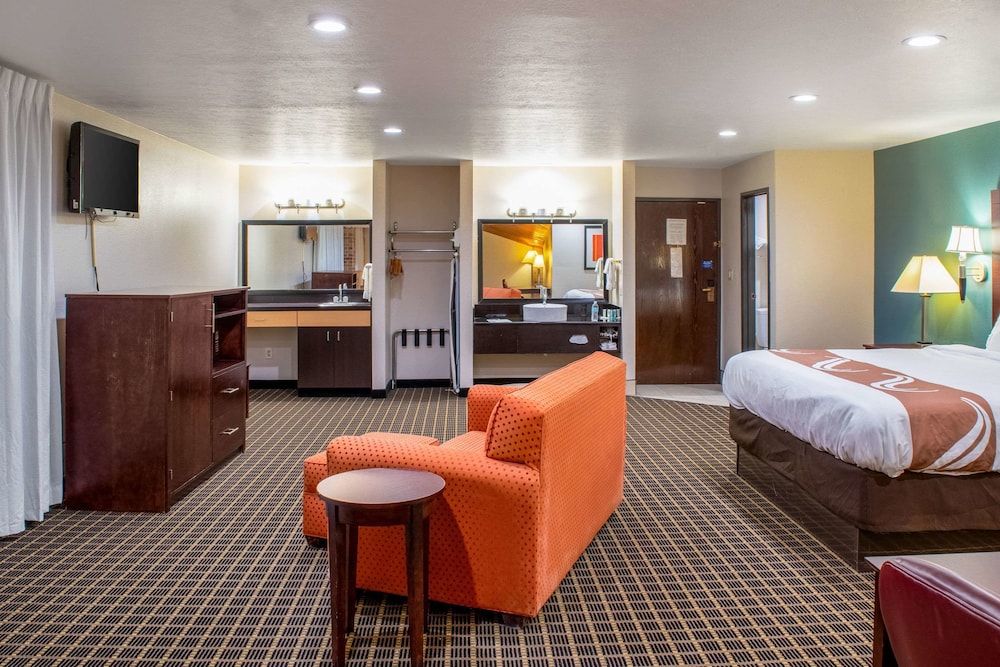 Quality Inn Plainfield 34/47
