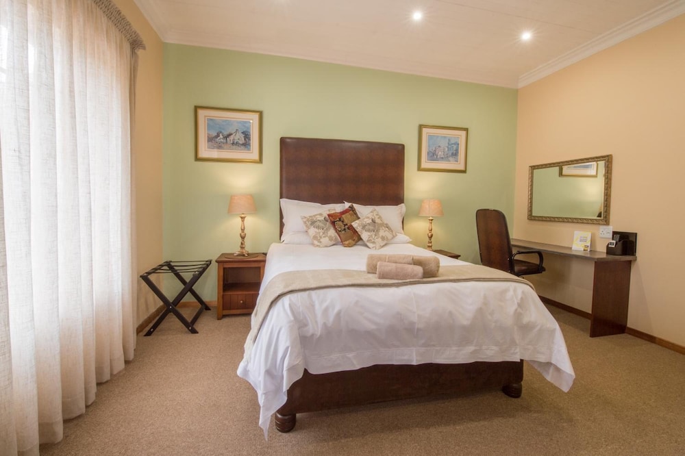 Sunset Manor Guest House 15/50