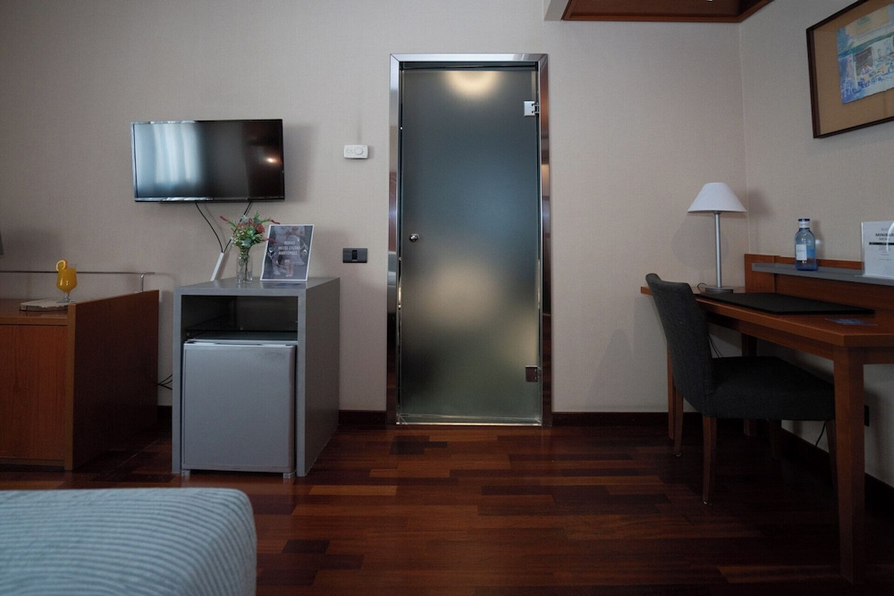Hotel Ciutat Martorell 55/60