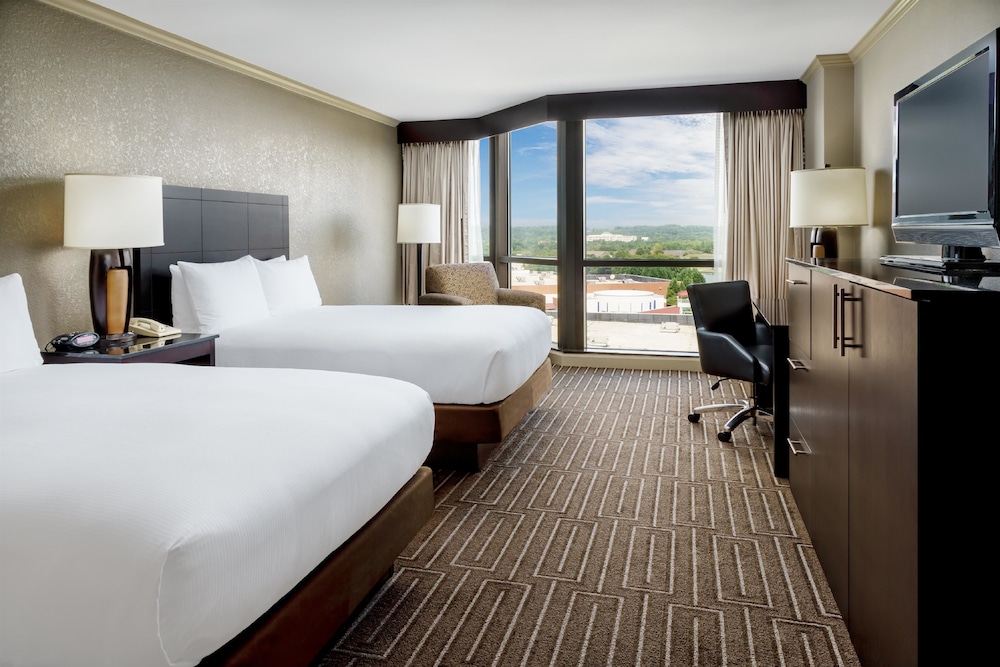 Hilton Charlotte University Place 18/66