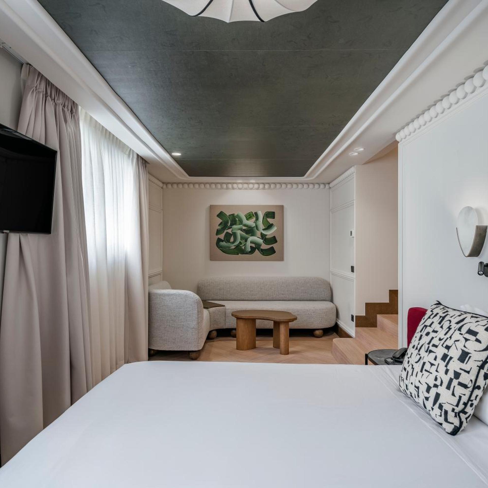 Soho, Suite