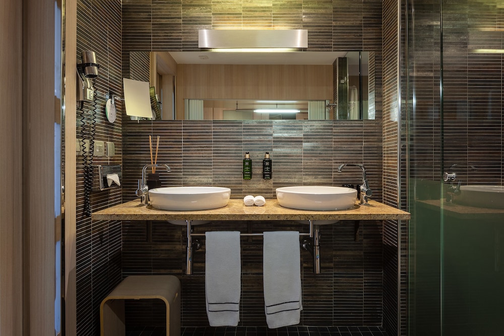 The Level at Melia Sevilla 43/62