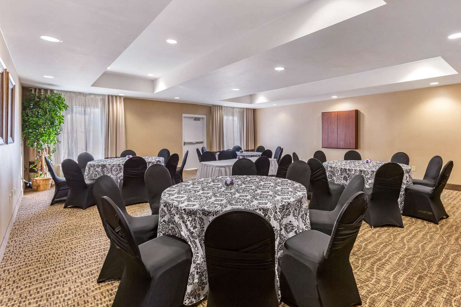 Comfort Suites Elkridge Columbia Gateway 7/8