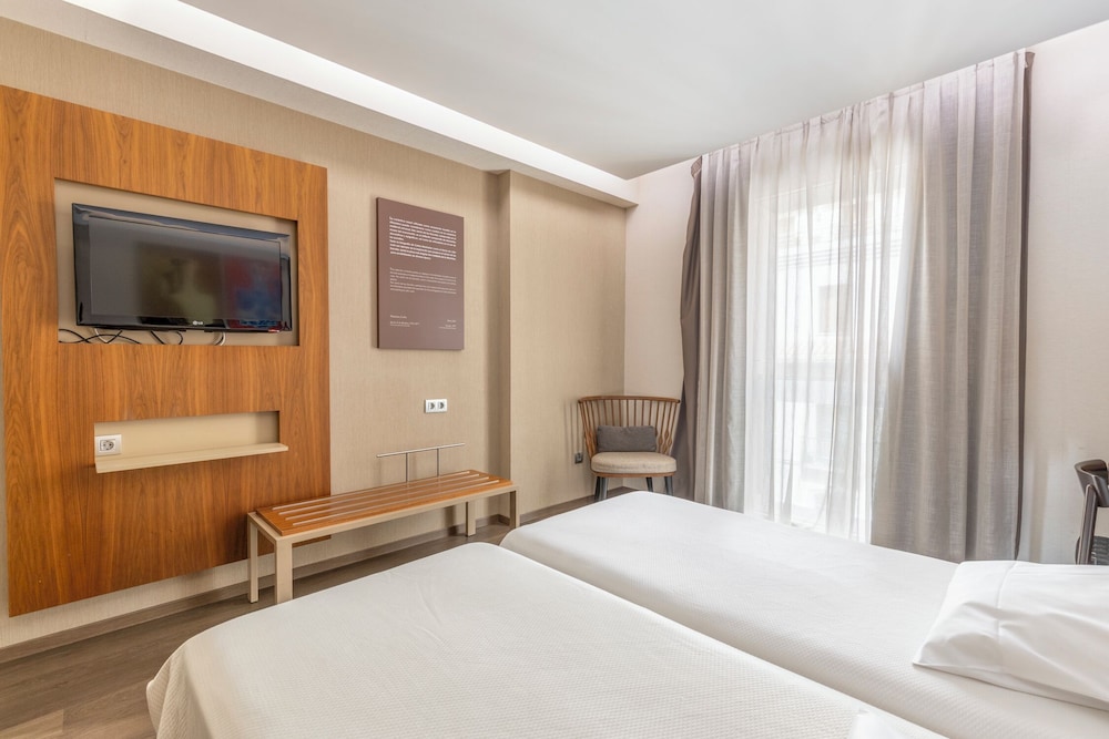 Bibo Suites Hotel 13/54