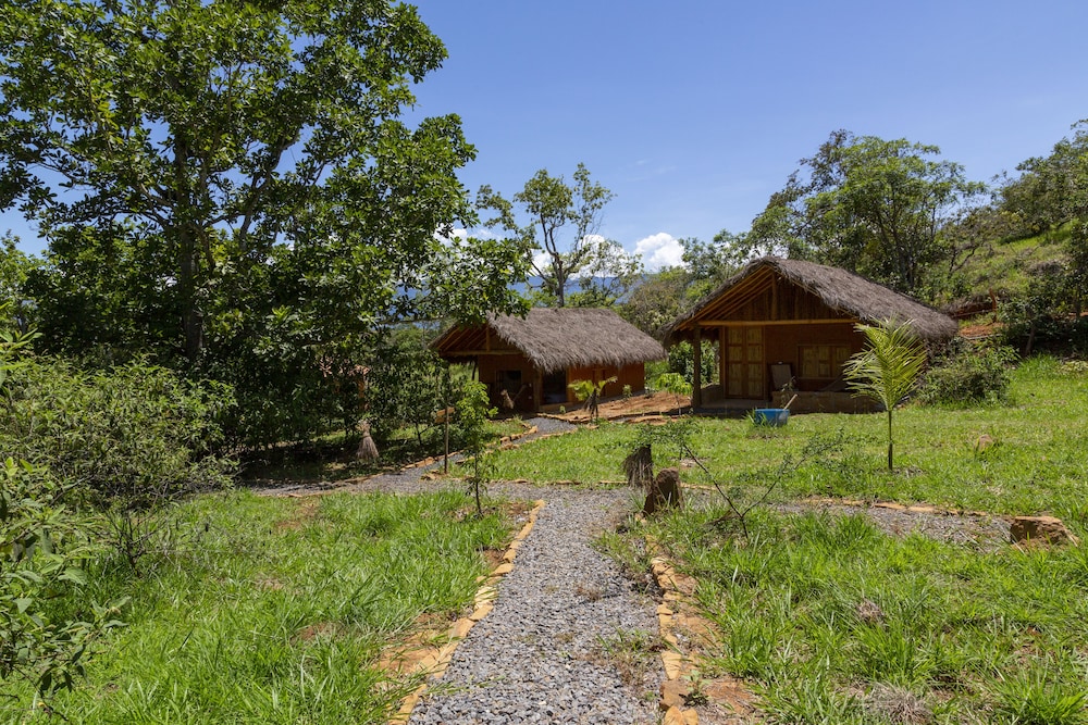 Nativo Glamping 32/48