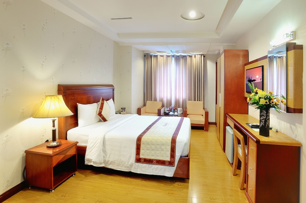 Elios Hotel 11/25