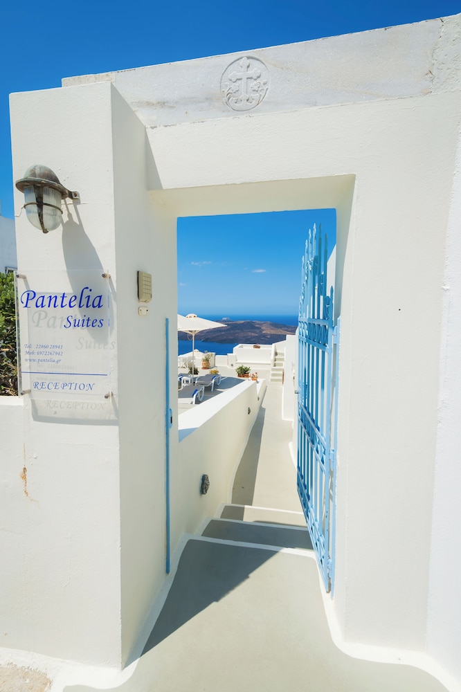 Pantelia Suites Santorini 62/71