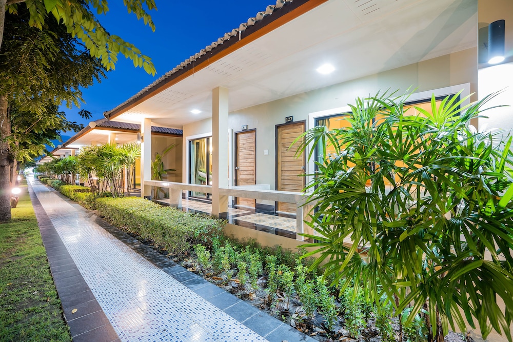 Tontan Resort Cha Am 41/45