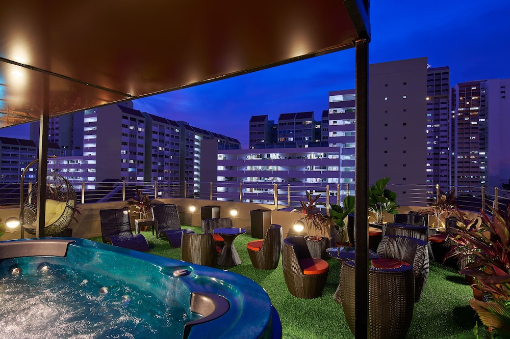 K2 Guesthouse Central 38/48