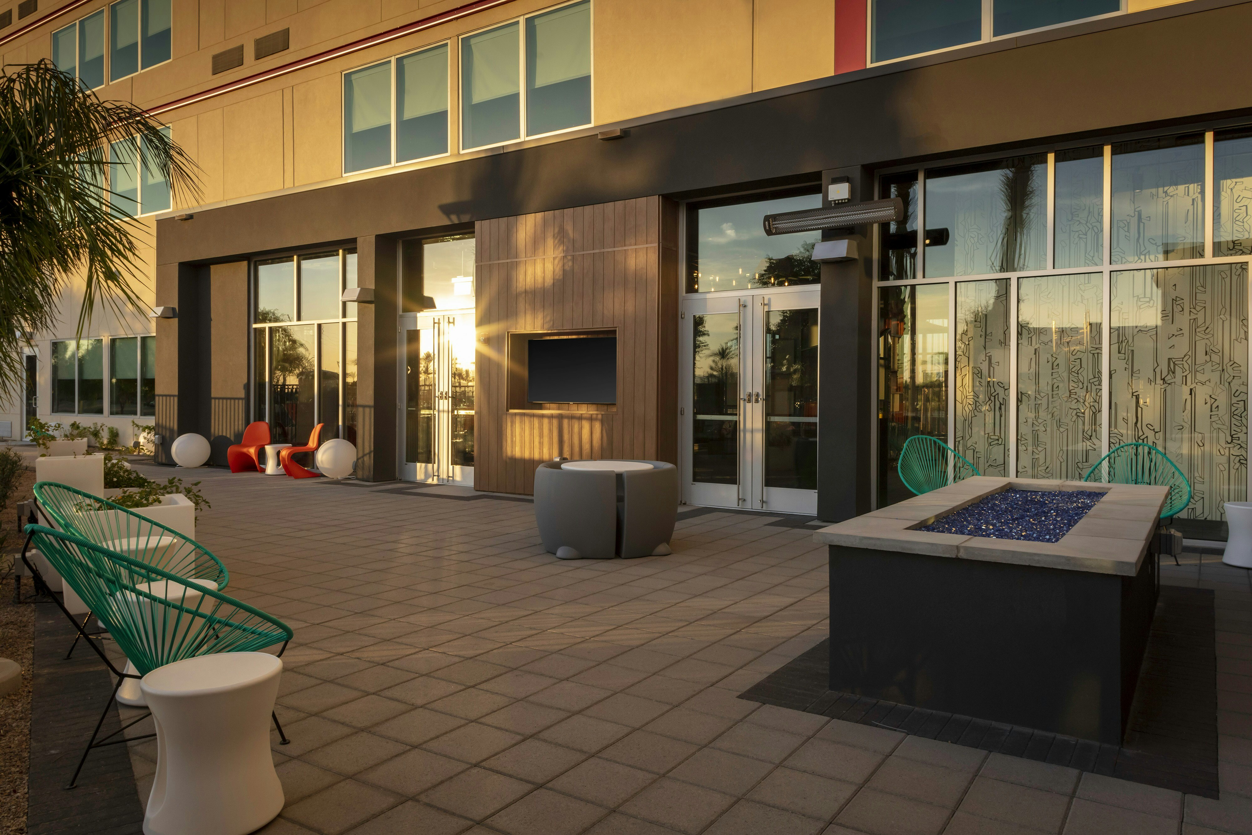 Aloft Glendale At Westgate 18/18
