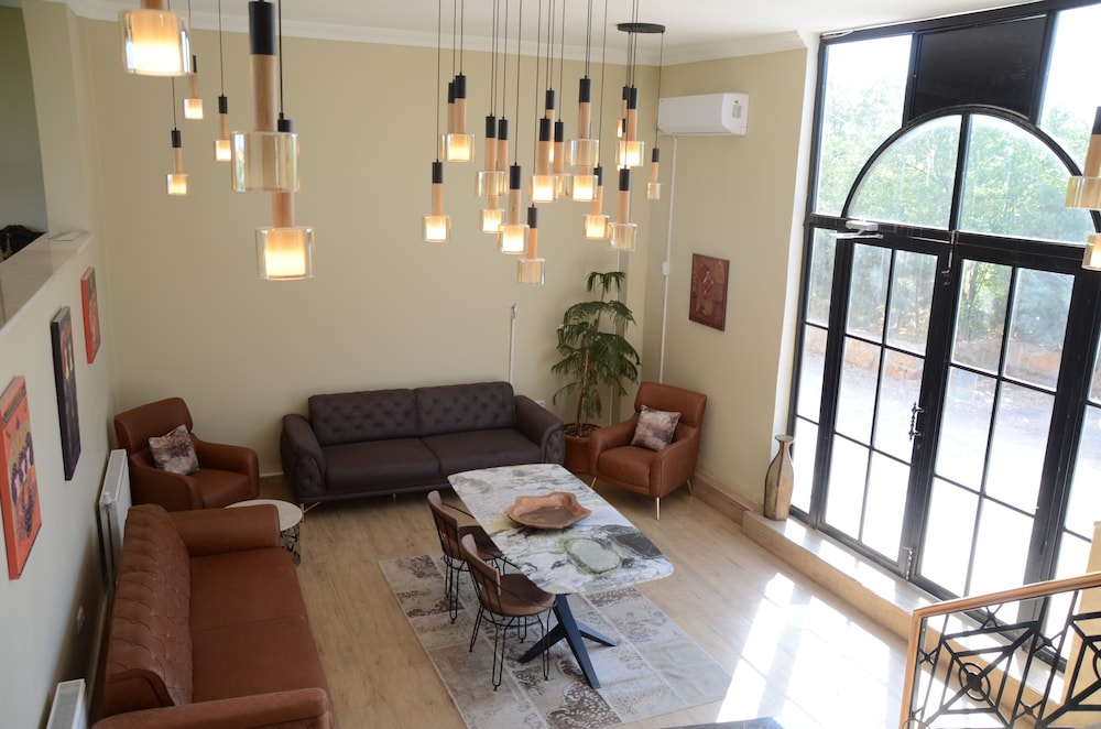 Dessera Vineyards Hotel 19/40