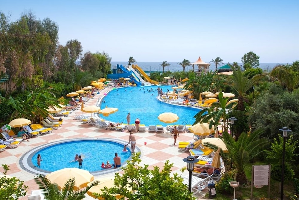 Stella Beach Hotel 5/62