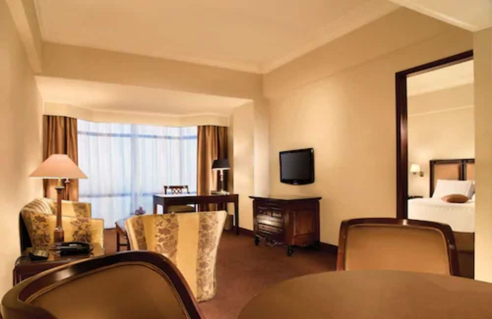 Lumire Hotel And Convention Centre 14/50