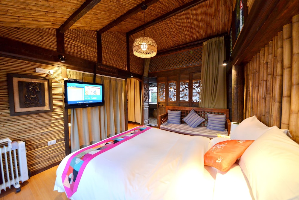 Lijiang Shuhe Youyiju Private Club 5/50