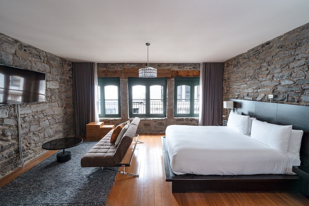 Le Petit Hotel 16/58