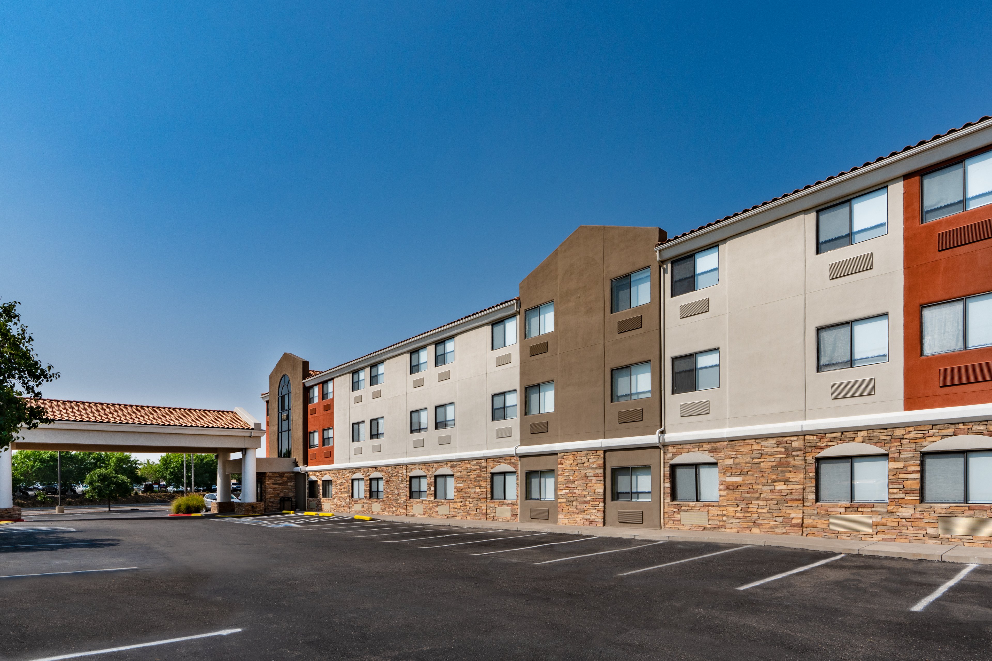 Holiday Inn Express Balloon Fiesta Park 58/63
