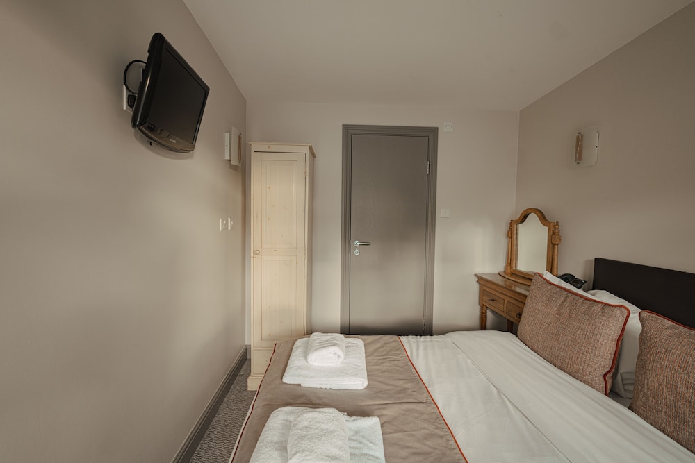 LODGE, DOUBLE BED, ANNEX
