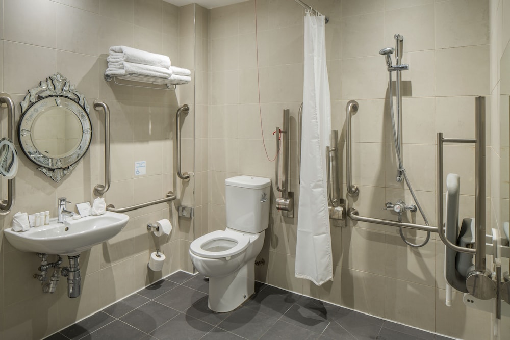 Vanbrugh House Hotel 41/47