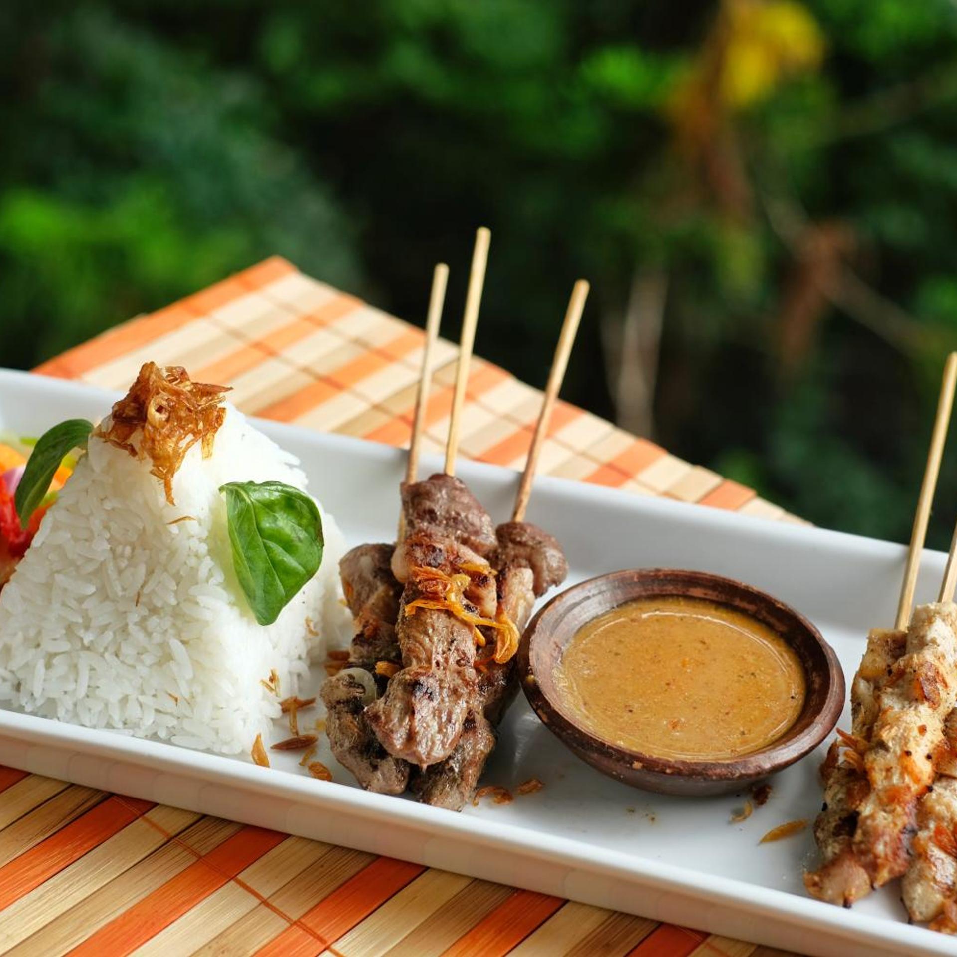 The Grand Hill Bistro Cafe Resort Hotel 36/57
