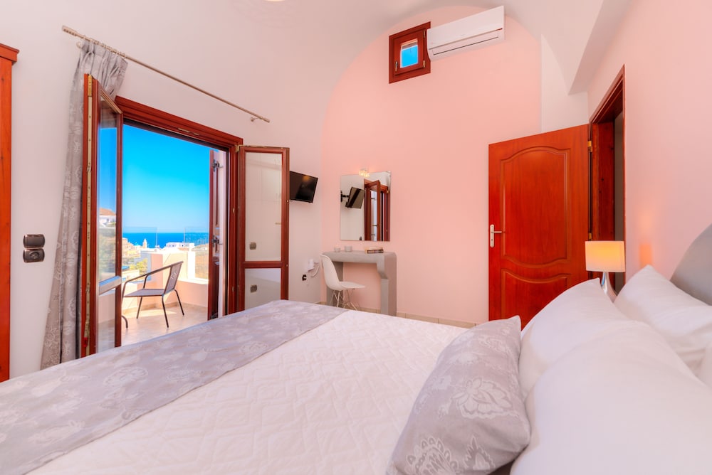 Akrotiri Apartments 2/50
