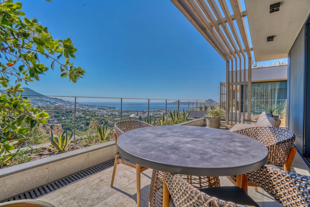 G Beyond Residences & Villas 36/50