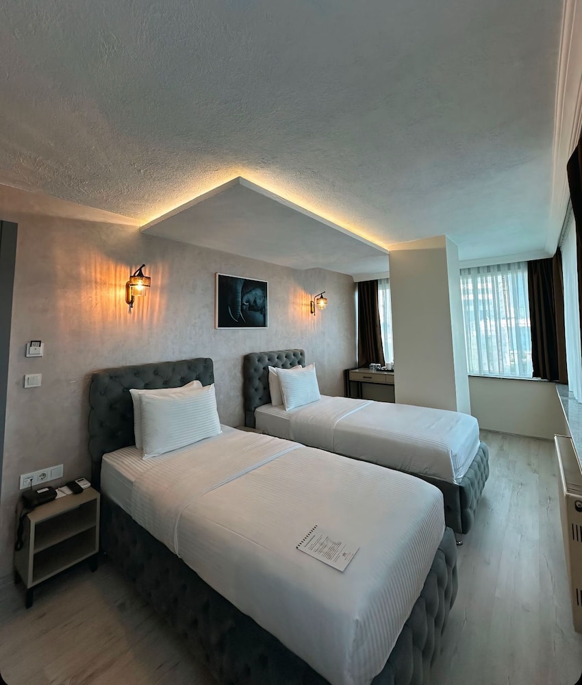 Monezza Hotel - Maltepe 11/33