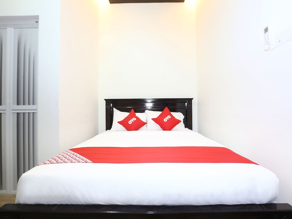 OYO 89678 Ady Hotel 10/23